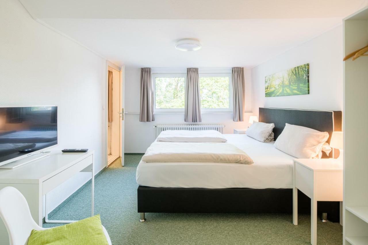 Hotel Hopener Wald ,Self Check In Löhne Eksteriør billede